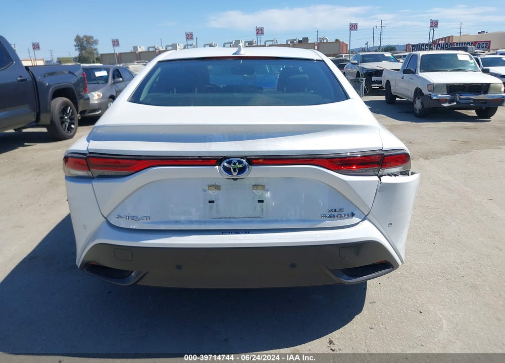 2022 TOYOTA MIRAI XLE VIN: JTDAAAAA8NA007231
