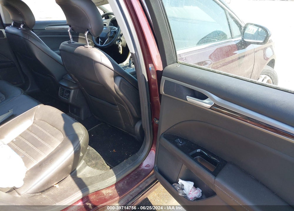 2013 FORD FUSION SE VIN: 3FA6P0HR0DR182738