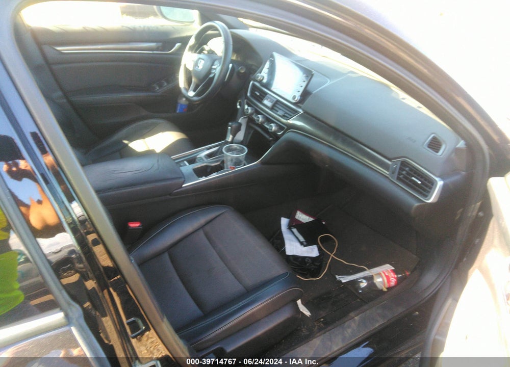 2018 HONDA ACCORD SPORT VIN: 1HGCV1F3XJA053503