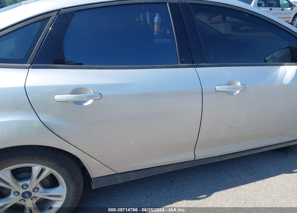 2014 FORD FOCUS SE VIN: 1FADP3F29EL275546