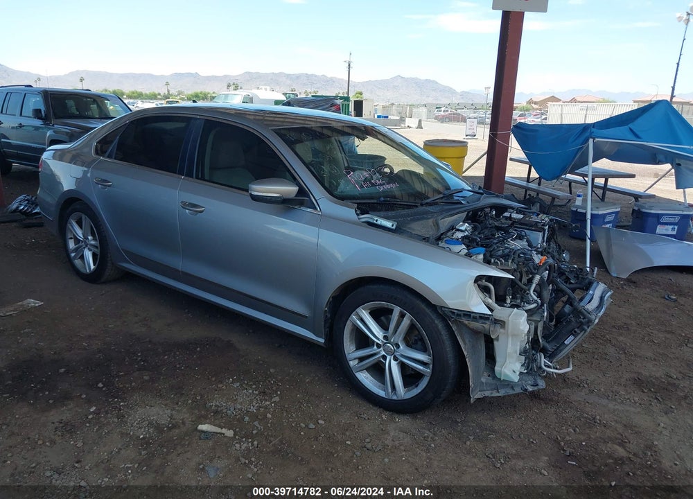 2013 VOLKSWAGEN PASSAT 2.0L TDI SE VIN: 1VWBN7A39DC078855