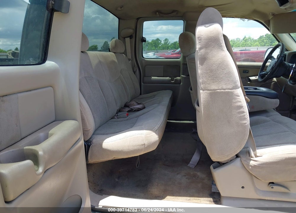2002 CHEVROLET SILVERADO 2500HD LS VIN: 1GCHC29U02E102464