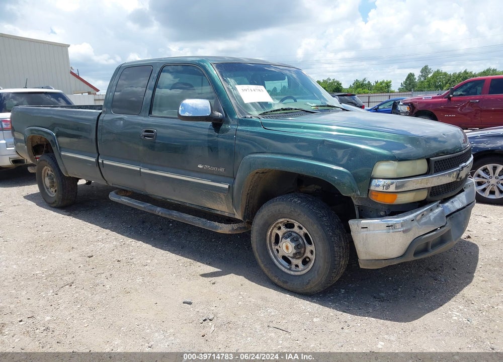 2002 CHEVROLET SILVERADO 2500HD LS VIN: 1GCHC29U02E102464