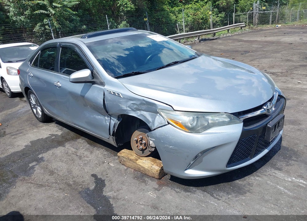 2015 TOYOTA CAMRY SE VIN: 4T1BF1FK5FU045230