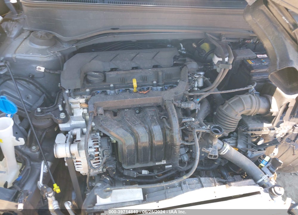 2022 HYUNDAI VENUE SEL VIN: KMHRC8A33NU195626
