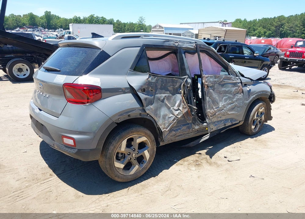 2022 HYUNDAI VENUE SEL VIN: KMHRC8A33NU195626