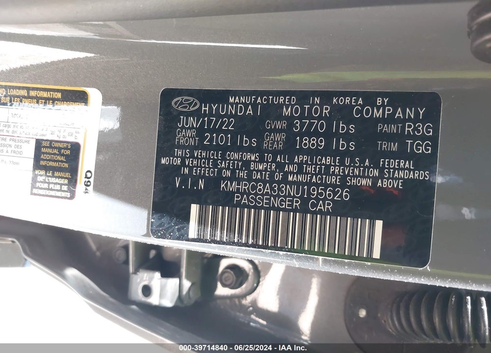 2022 HYUNDAI VENUE SEL VIN: KMHRC8A33NU195626