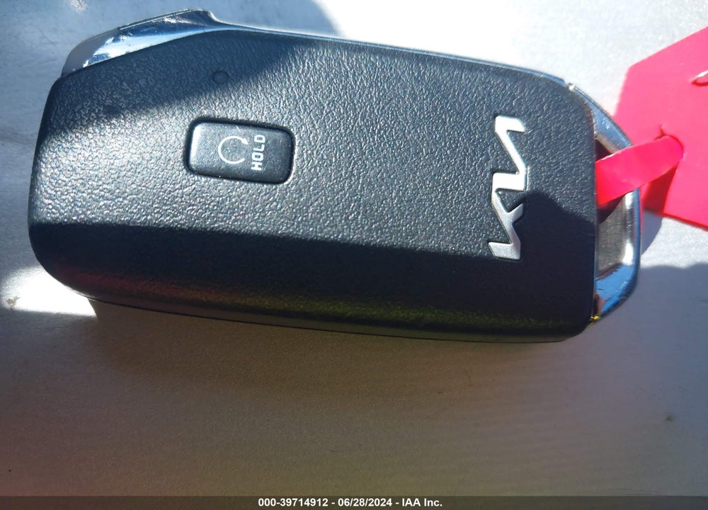2022 KIA K5 LXS VIN: 5XXG14J27NG139499