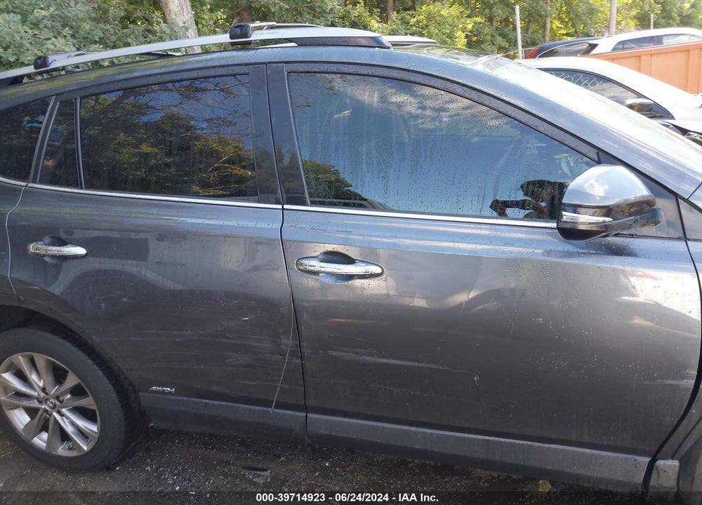 2018 TOYOTA RAV4 HYBRID LIMITED VIN: JTMDJREV6JD160384
