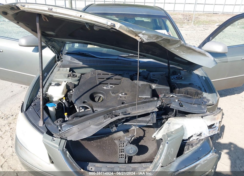 2009 HYUNDAI SONATA LIMITED V6 VIN: 5NPEU46F89H421185