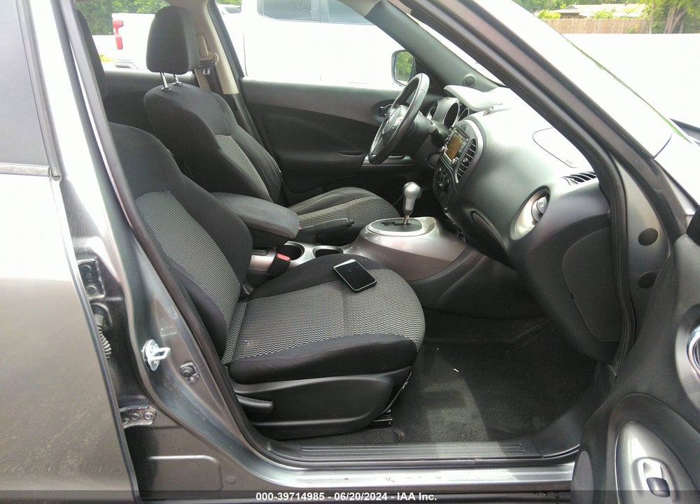 2015 NISSAN JUKE S VIN: JN8AF5MV0FT562692