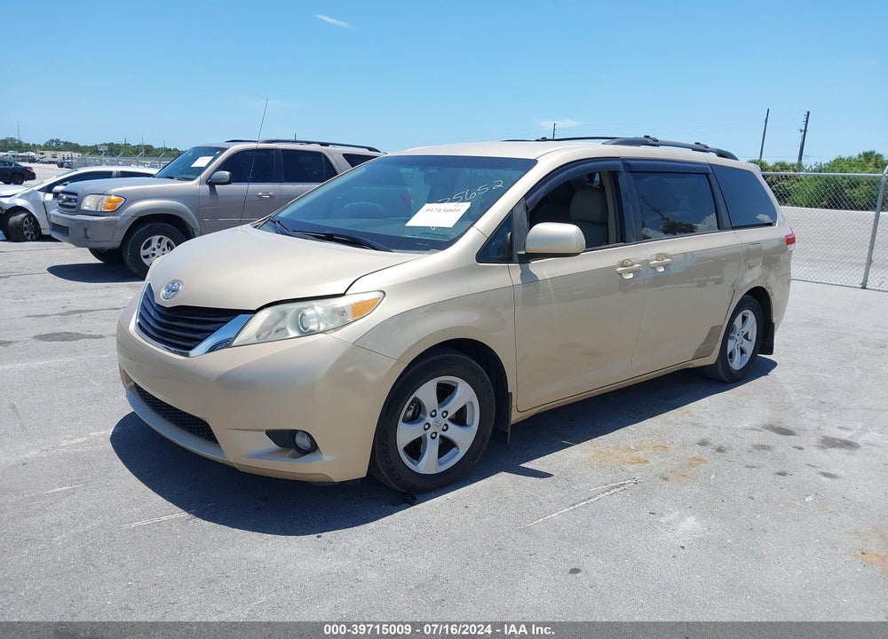 2011 TOYOTA SIENNA LE V6 VIN: 5TDKK3DC6BS035652