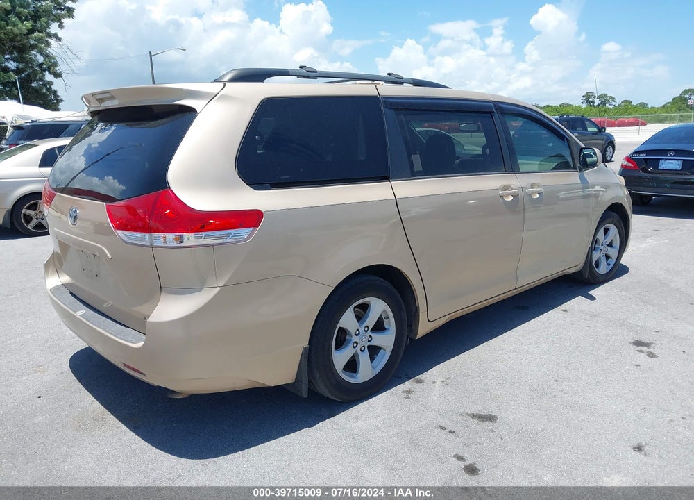 2011 TOYOTA SIENNA LE V6 VIN: 5TDKK3DC6BS035652