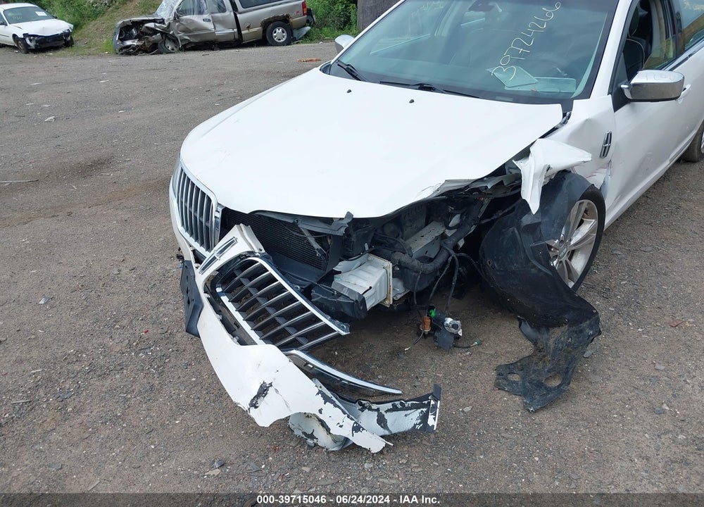 2012 LINCOLN MKZ VIN: 3LNHL2GC3CR812334