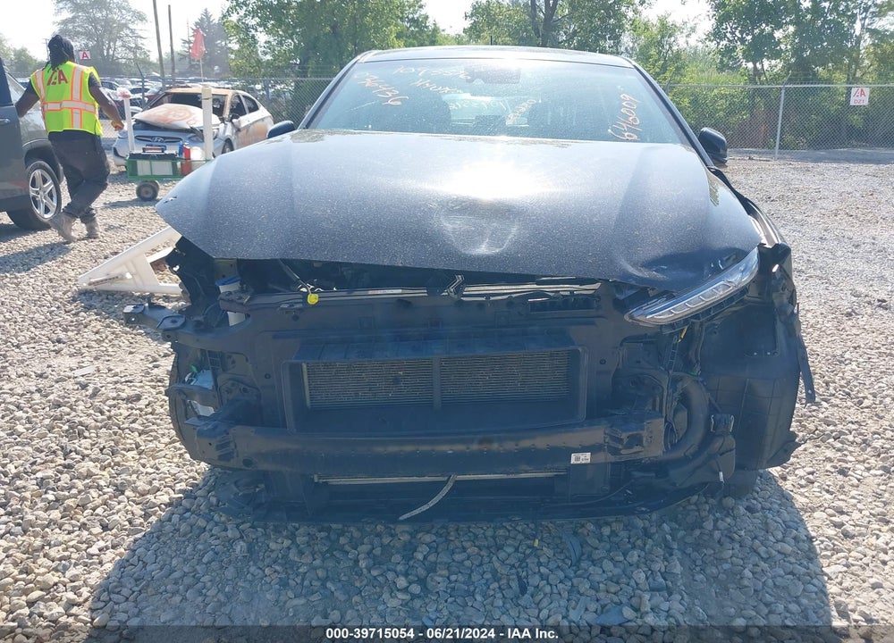 2021 HYUNDAI KONA SE VIN: KM8K12AA9MU646009