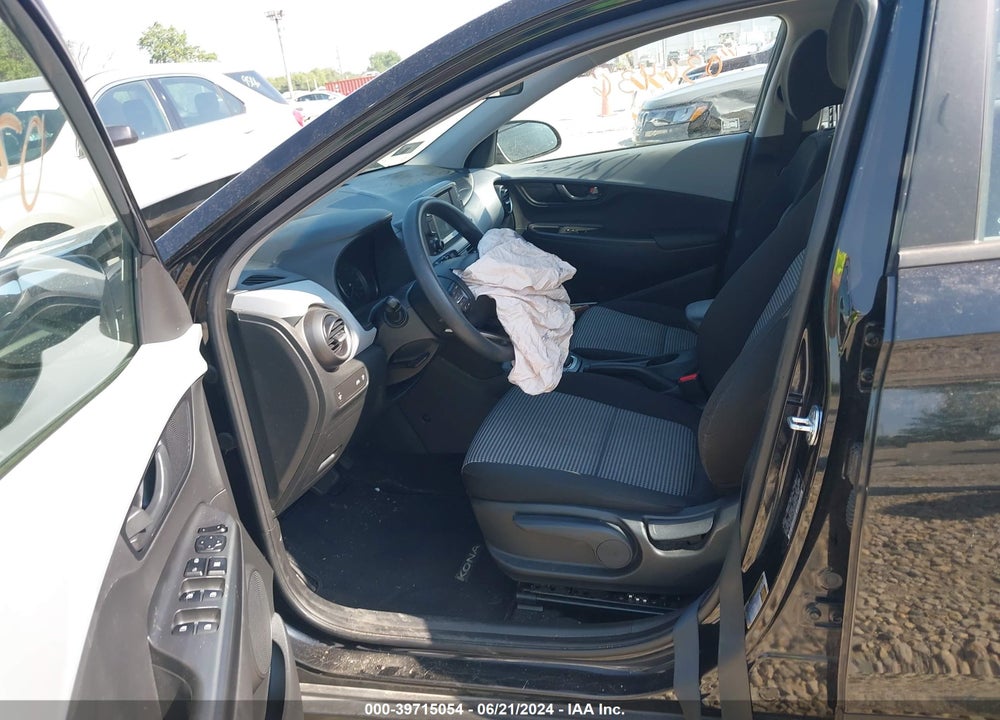 2021 HYUNDAI KONA SE VIN: KM8K12AA9MU646009