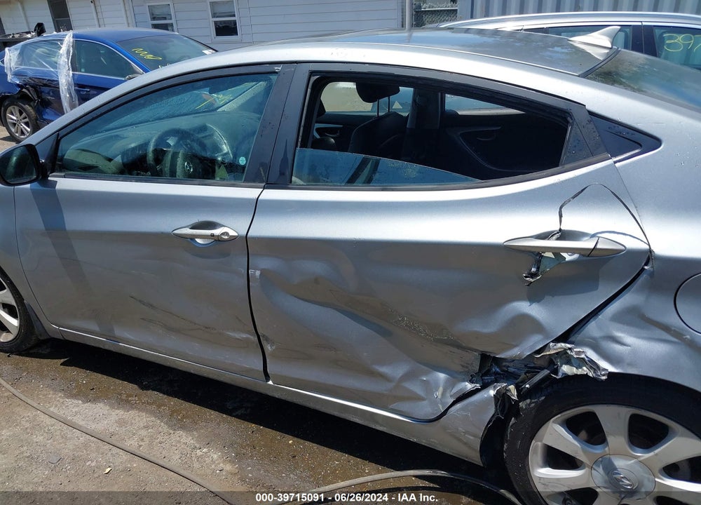 2013 HYUNDAI ELANTRA LIMITED VIN: KMHDH4AE0DU777588