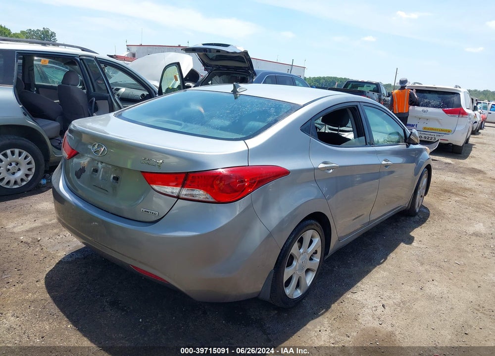 2013 HYUNDAI ELANTRA LIMITED VIN: KMHDH4AE0DU777588