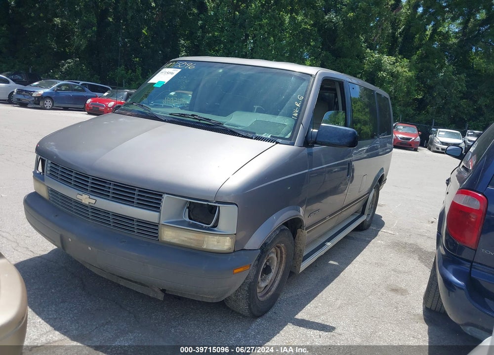1995 CHEVROLET ASTRO VIN: 1GNDM19W9SB136922