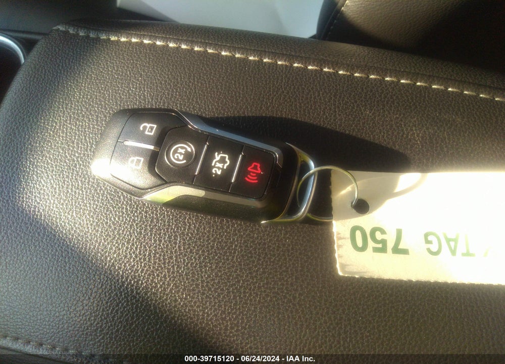 2015 FORD FUSION SE VIN: 3FA6P0HD3FR201175