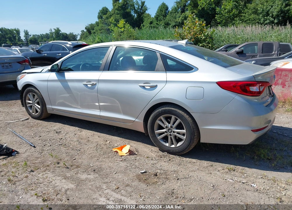 2015 HYUNDAI SONATA SE VIN: 5NPE24AFXFH096256