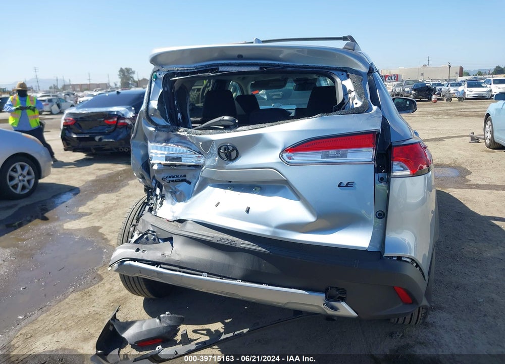 2024 TOYOTA COROLLA CROSS LE VIN: 7MUBAAAG1RV075944