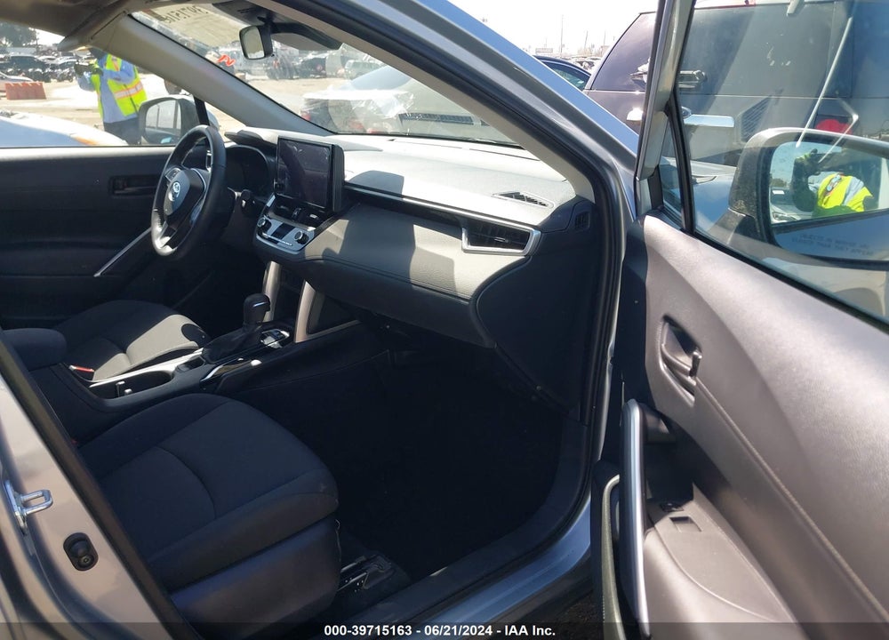 2024 TOYOTA COROLLA CROSS LE VIN: 7MUBAAAG1RV075944