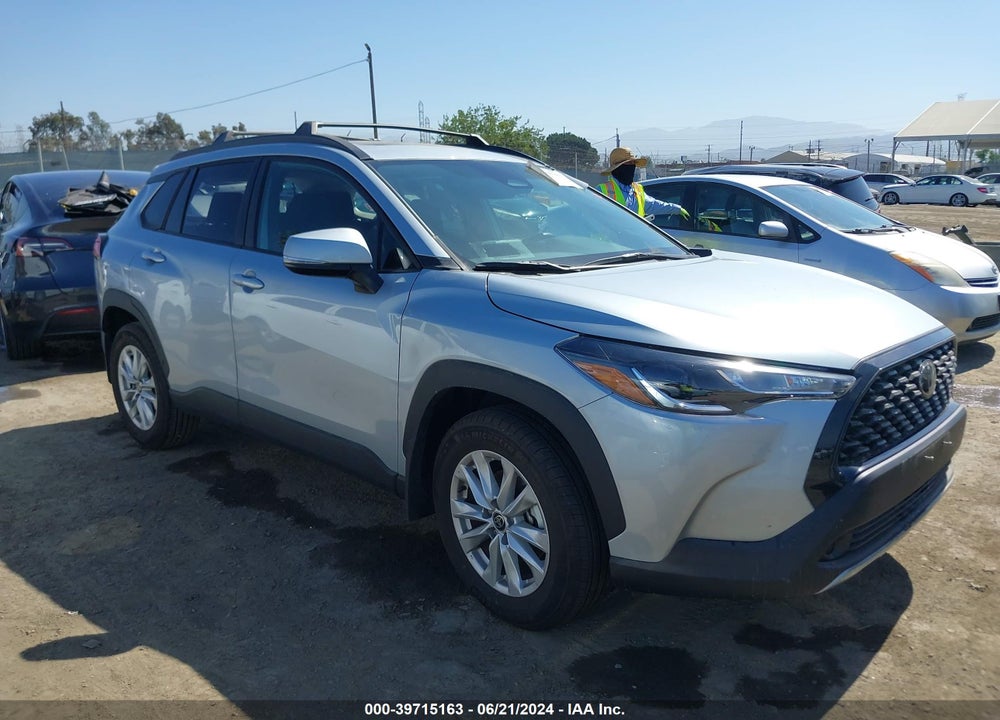 2024 TOYOTA COROLLA CROSS LE VIN: 7MUBAAAG1RV075944