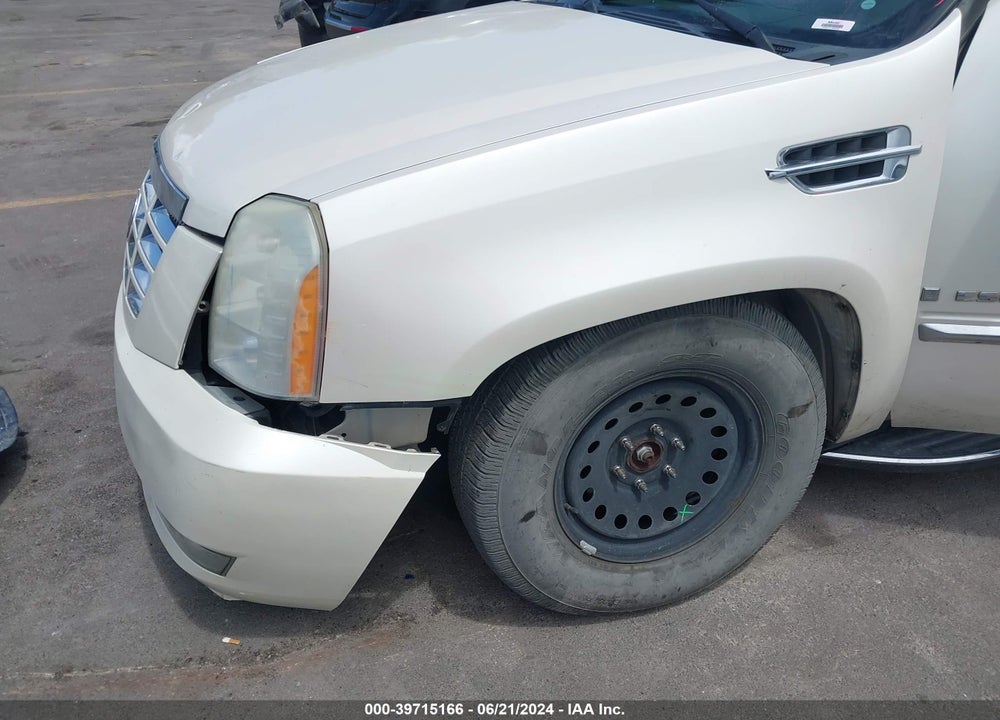 2008 CADILLAC ESCALADE ESV STANDARD VIN: 1GYFK66858R160073