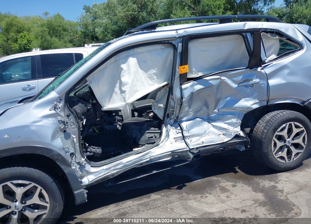 2021 SUBARU FORESTER PREMIUM VIN: JF2SKAJC7MH470309