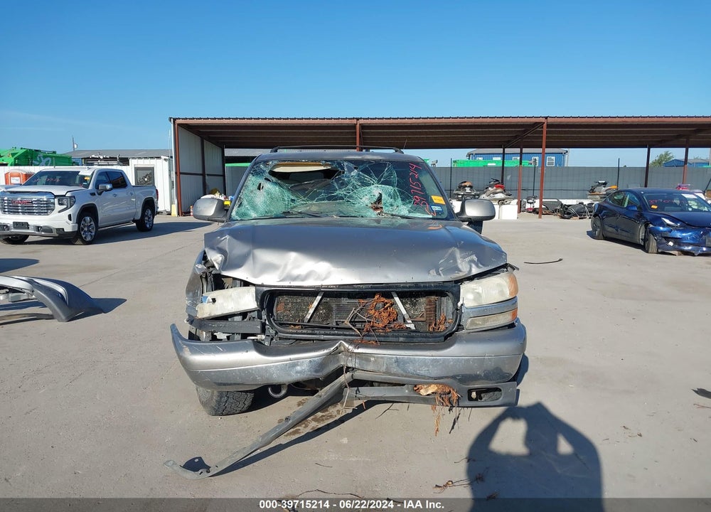 2001 GMC YUKON XL 1500 SLT VIN: 3GKEC16T51G203696