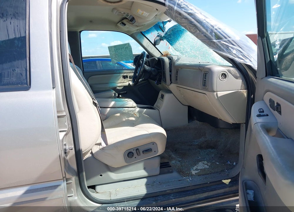 2001 GMC YUKON XL 1500 SLT VIN: 3GKEC16T51G203696