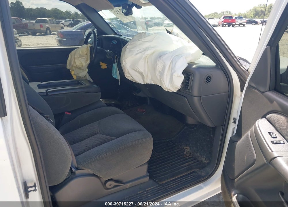 2003 CHEVROLET SILVERADO 1500 LS VIN: 1GCEC14V93Z352695