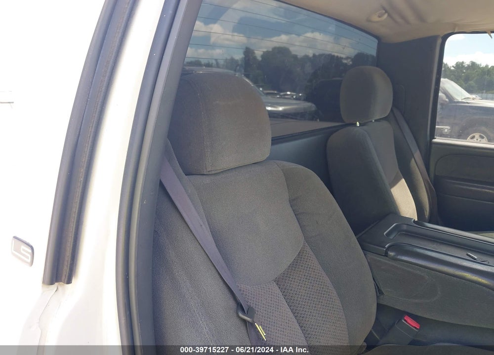 2003 CHEVROLET SILVERADO 1500 LS VIN: 1GCEC14V93Z352695