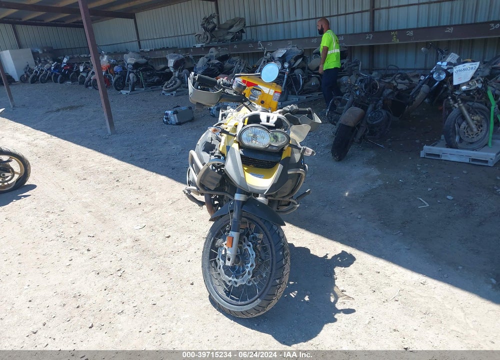 2010 BMW R1200 GS ADVENTURE VIN: WB1048006AZX65114