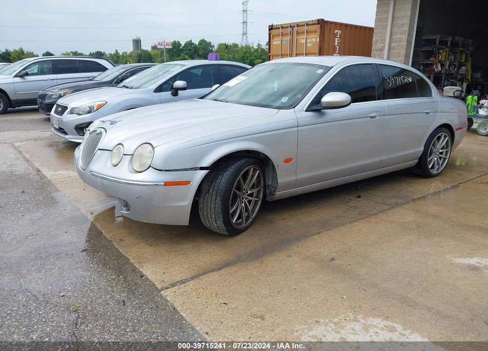 2006 JAGUAR S-TYPE 4.2L V8 VIN: SAJWA01B16HN52271
