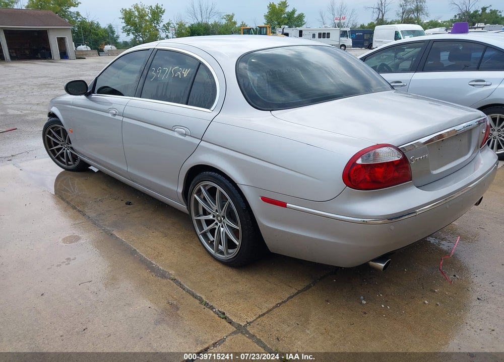 2006 JAGUAR S-TYPE 4.2L V8 VIN: SAJWA01B16HN52271