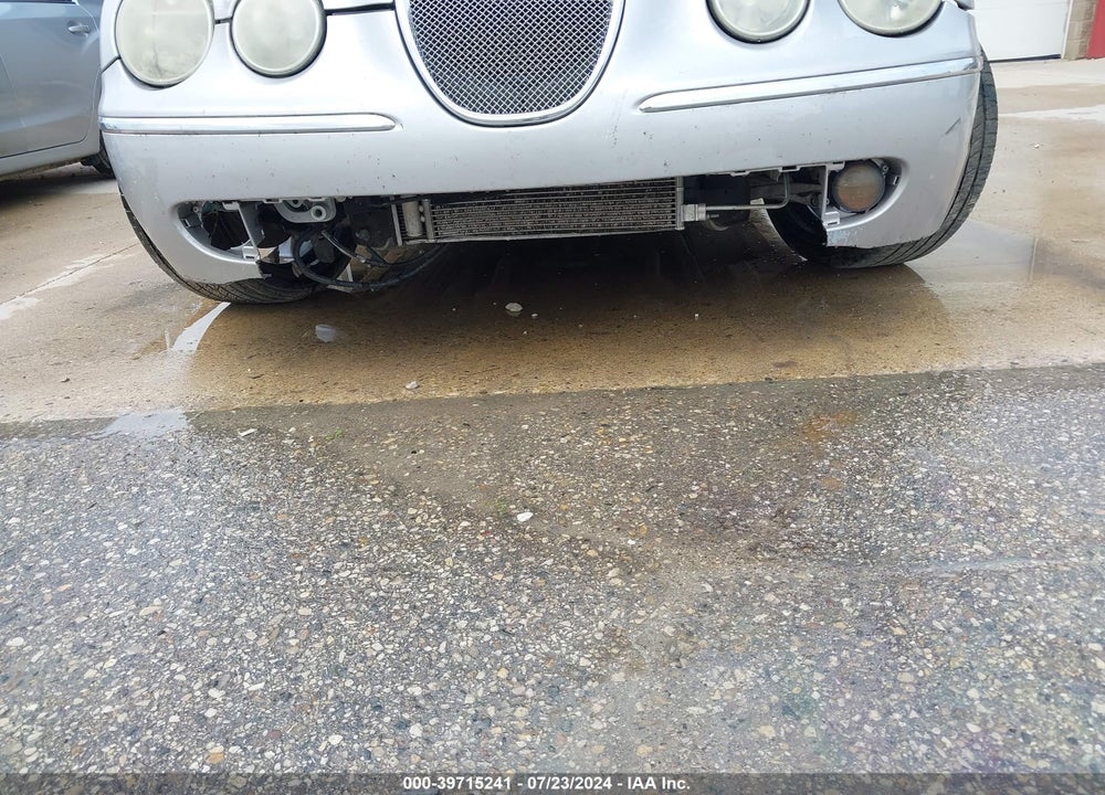 2006 JAGUAR S-TYPE 4.2L V8 VIN: SAJWA01B16HN52271