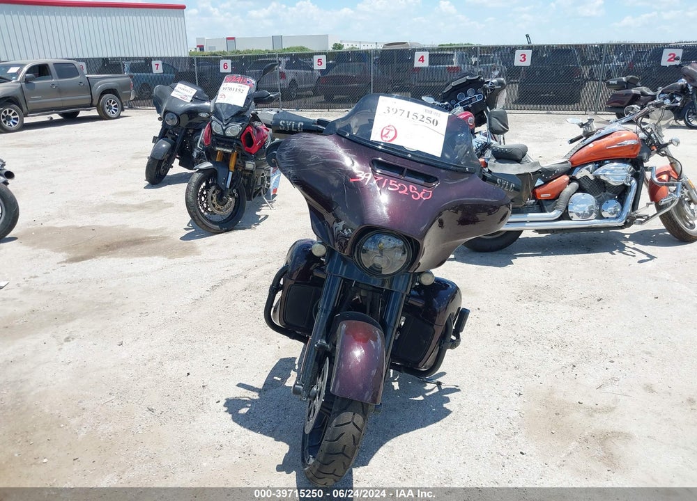 2019 HARLEY-DAVIDSON FLHXSE VIN: 1HD1PXL1XKB959585