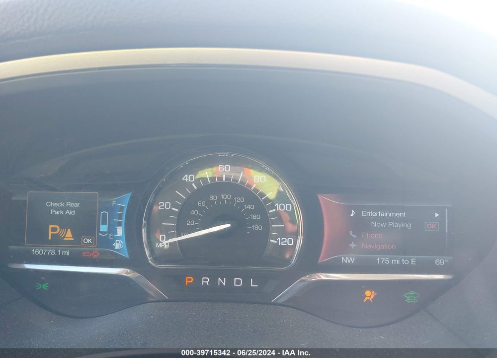 2015 LINCOLN MKZ HYBRID VIN: 3LN6L2LU7FR626578