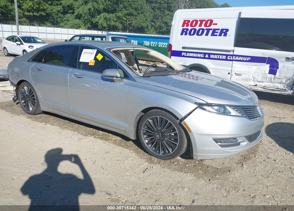 2015 LINCOLN MKZ HYBRID VIN: 3LN6L2LU7FR626578