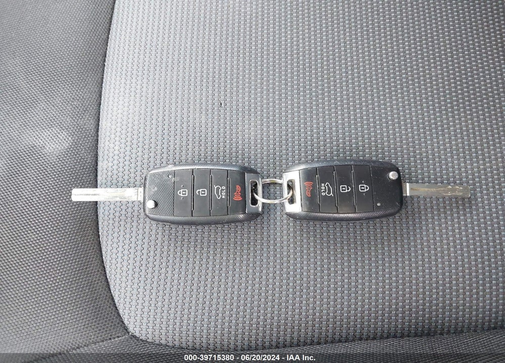 2016 KIA SPORTAGE LX VIN: KNDPB3AC6G7836609