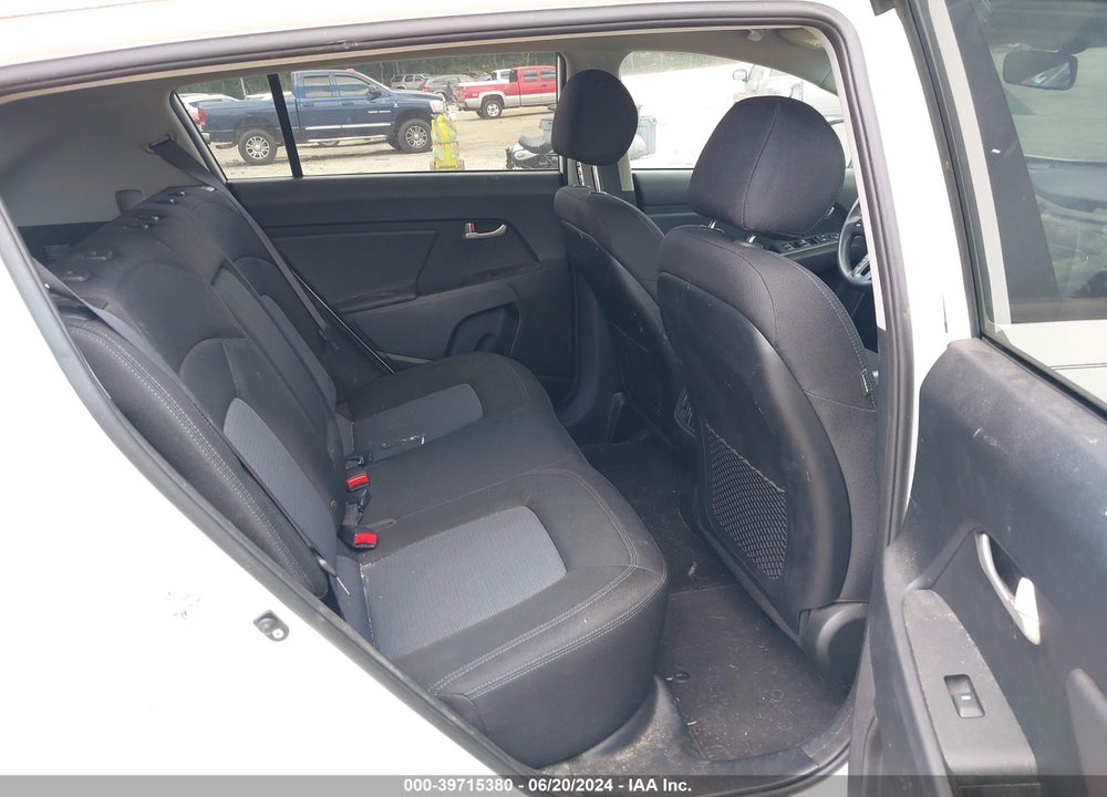 2016 KIA SPORTAGE LX VIN: KNDPB3AC6G7836609