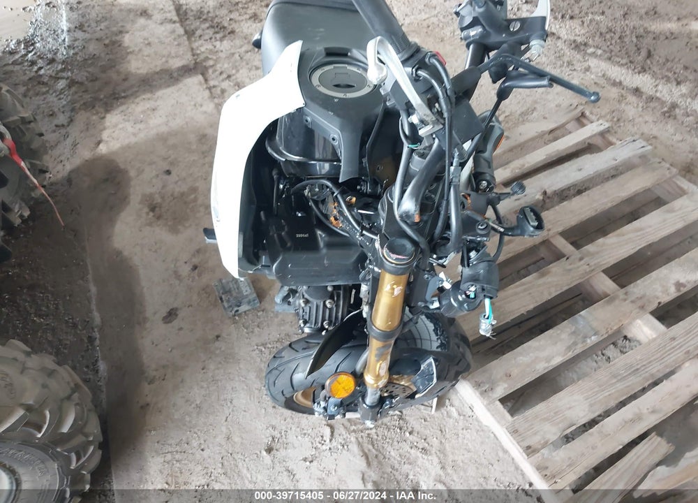 2024 HONDA GROM 125 VIN: MLHJC9215R5201511