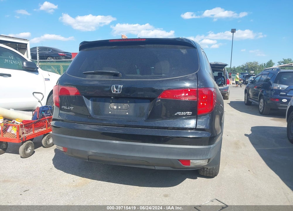 2017 HONDA PILOT EX VIN: 5FNYF6H34HB003497