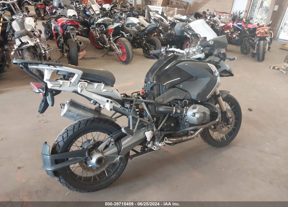 2011 BMW R1200 GS VIN: WB1046008BZX51883