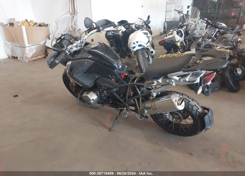 2011 BMW R1200 GS VIN: WB1046008BZX51883