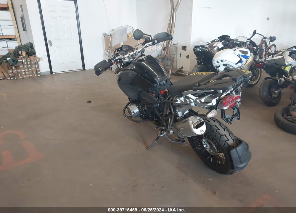 2011 BMW R1200 GS VIN: WB1046008BZX51883