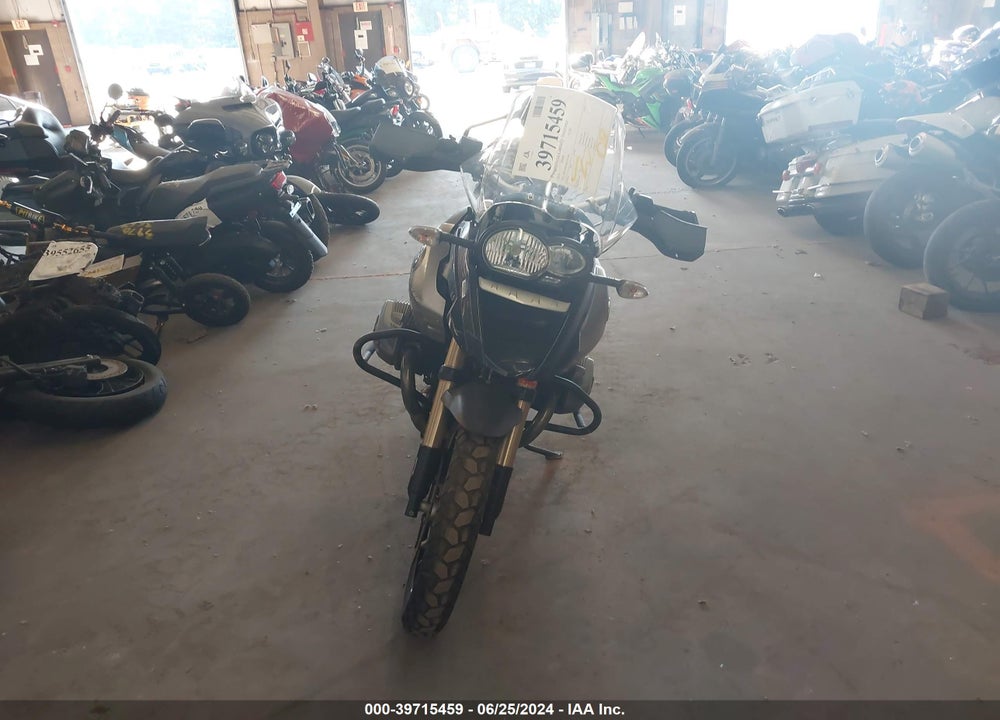 2011 BMW R1200 GS VIN: WB1046008BZX51883