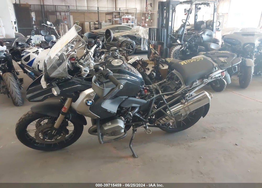 2011 BMW R1200 GS VIN: WB1046008BZX51883